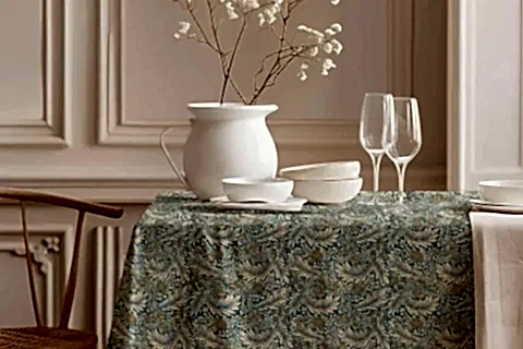 ZÜMRÜT YAPRAKLAR PAMUK MASA ÖRTÜSÜ, 100X100 CM