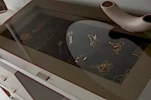 PANDORA NOX MAKYAJ MASALI ŞİFONYER, KREM