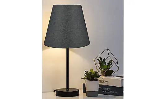 EVLİGHT BLACK TEKLİ ABAJUR METAL MASA LAMBASI,  SİYAH