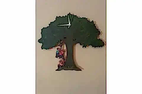 MEŞE AĞACI DEKORATİF SARKAÇLI DUVAR SAATİ