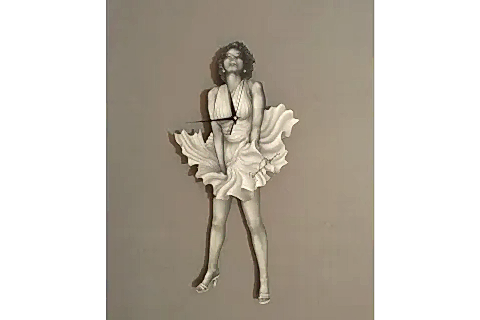MARLİYN MONROE DEKORATİF SARKAÇLI DUVAR SAATİ