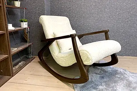 EKOL SALLANAN SANDALYE, TEDDY KREM, CEVİZ AYAK