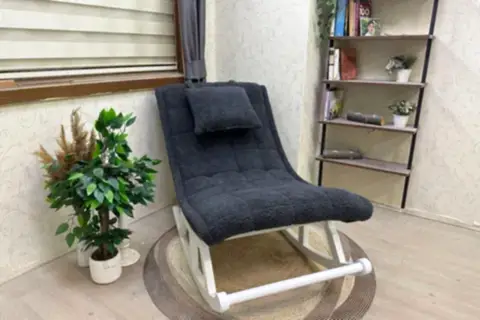 MİSKİN SALLANAN SANDALYE, TEDDY ANTRASİT, LAKE AHŞAP