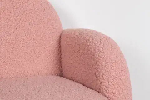 MOYLO ÇOCUK KOLTUĞU, PEMBE