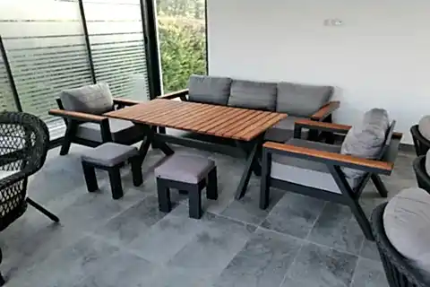 DAİSY BAHÇE TAKIMI, ANTRASİT