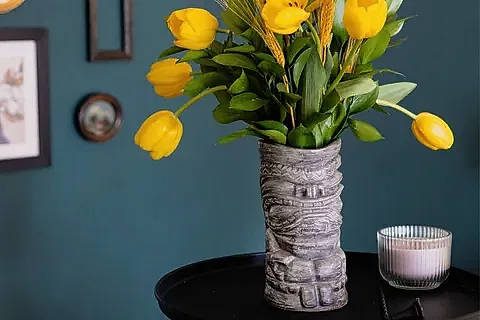 BETON TOTEM VAZO