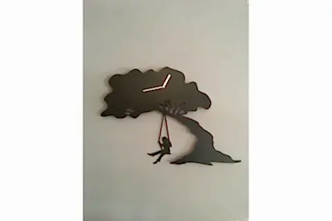 AĞAÇ DEKORATİF SARKAÇLI DUVAR SAATİ