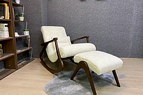 EKOL SALLANAN SANDALYE, TEDDY KREM, CEVİZ AYAK