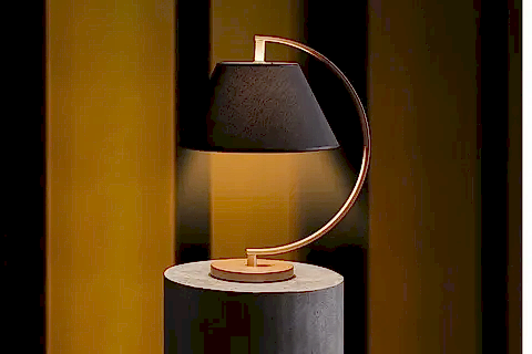 İMAJ SİYAH ŞAPKALI MASA LAMBASI, ŞAMPANYA