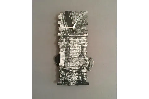 CAHRLİE CHAPLİN WALL DEKORATİF SARKAÇLI DUVAR SAATİ