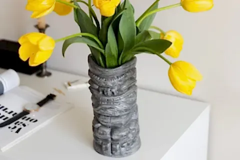 BETON TOTEM VAZO